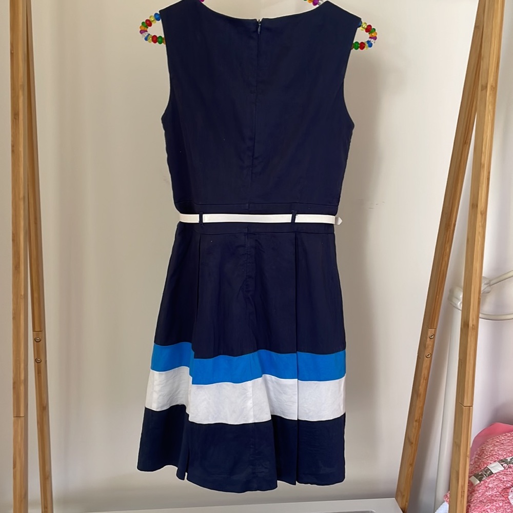 🌷2 for $20🌷 REVIEW navy striped day dress with white belt - Picture 9 of 15